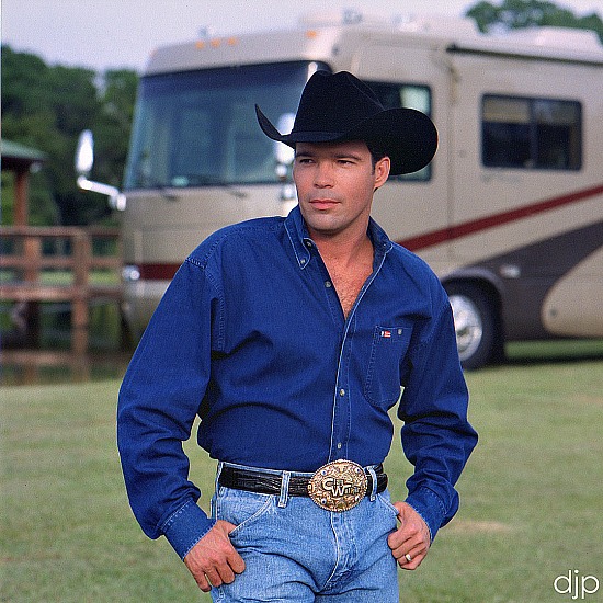 Photographing Clay Walker